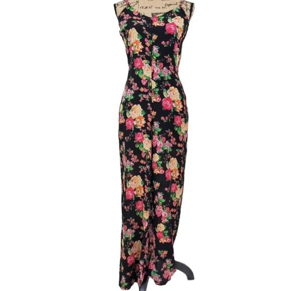 ROMEO And JULIET COUTURE Women's Floral Jumpsuit Lightweight Size Small - Picture 1 of 16